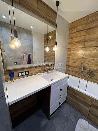 Продаж Квартира 2-кімнатна, 5/9 поверх на вул. Ньютона Kharkiv