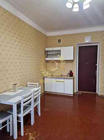 Кімната 20 м² з балконом, Берегового Київ