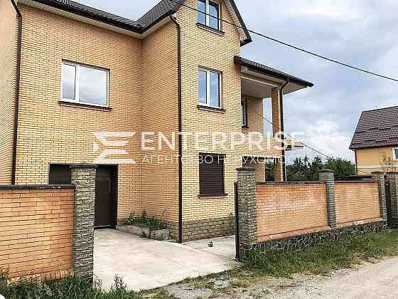 Продаж 3-поверховий  з ділянкою 11 сот 389 кв.м 7+ кімн. на 8-Й Північно-Озерний пров. вул. Київ
