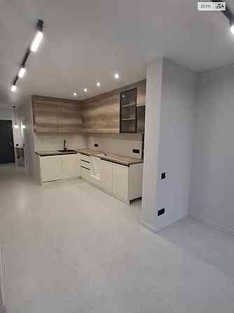 Продаж Квартира на улица Роксоляни 163 Львов