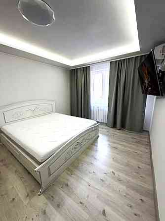 Продаж Квартира 3-кімнатна, 6/9 поверх на улица Хорольская, д.8/4 Kiev