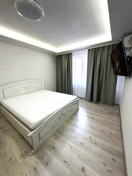 Продаж Квартира 3-кімнатна, 6/9 поверх на улица Хорольская, д.8/4 Kiev - photo 1