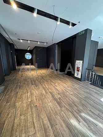 Оренда торгове приміщення на Володимирська вул., 38 приміщень - 4, поверх - 1/8 Київ