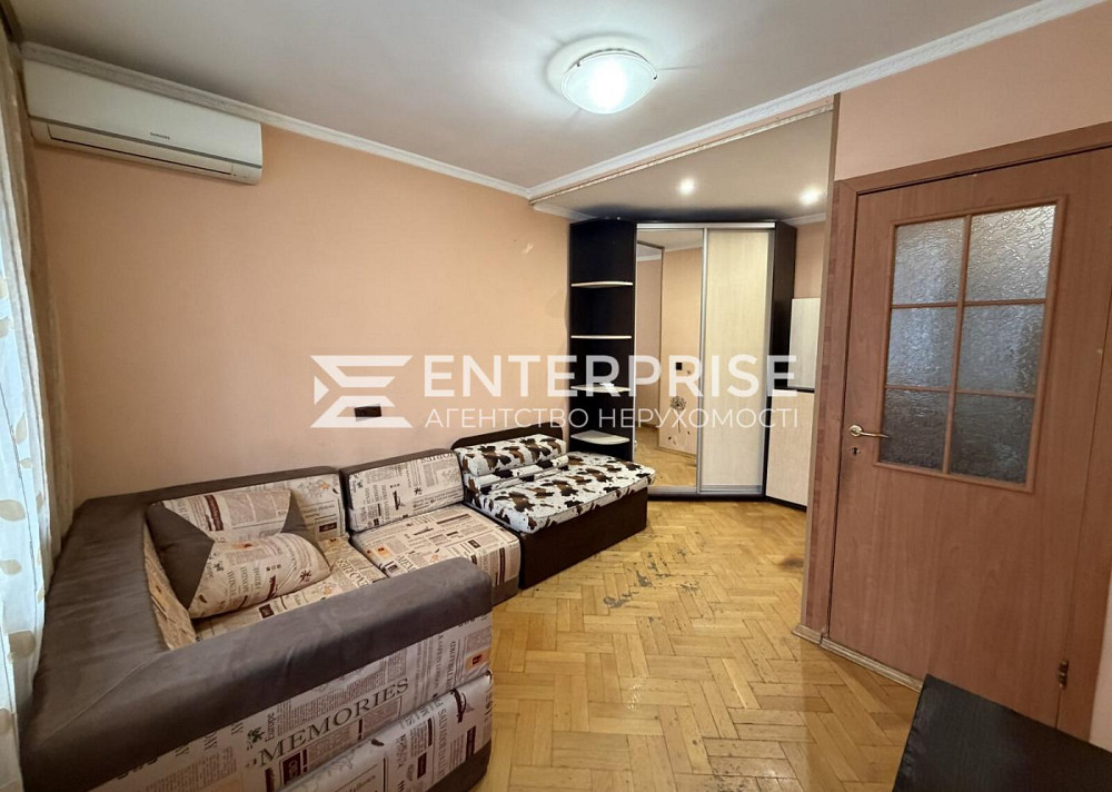 Продаж Квартира 1-кімнатна, 3/9 поверх на вул. Копыловская Київ - фото 3