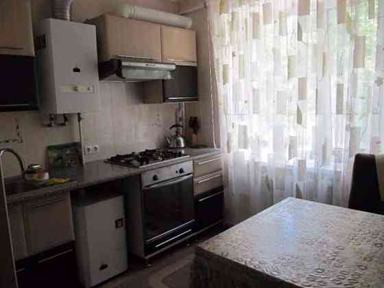 Продаж 3к Квартира 68 кв.м  