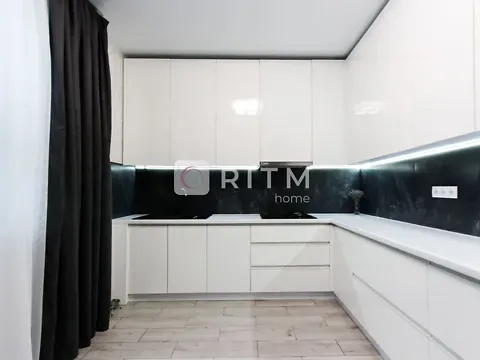 Продажа 1-этажный   83 кв.м 3 комн. на Чорновола вулиця 13  - изображение 3