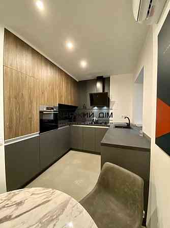 Оренда Квартира 2-кімнатна, 2/4 поверх на Ивана Марьяненко ул. Київ