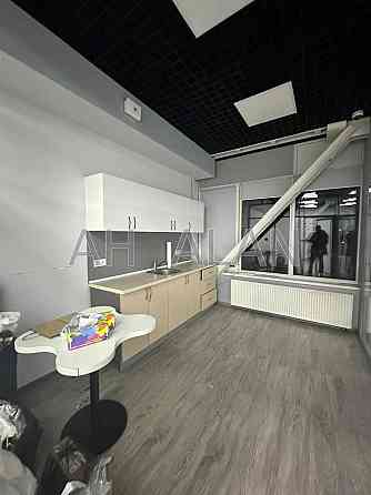 Оренда офісне приміщення на Верхній Вал вул., 2 приміщень - 5, поверх - 5/6 Київ