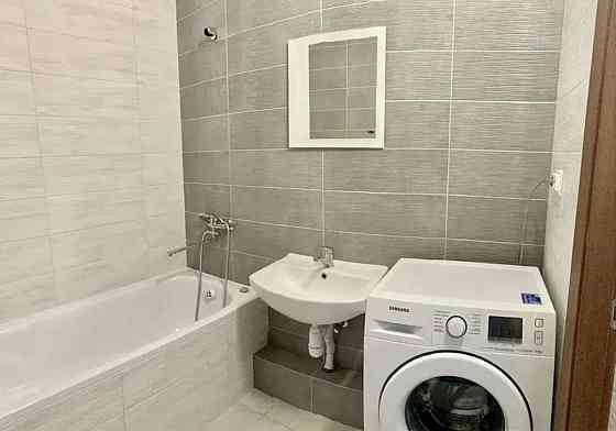 Оренда Квартира 1-кімнатна, 22/26 поверх на ул. Ревуцкого, 54б Kiev