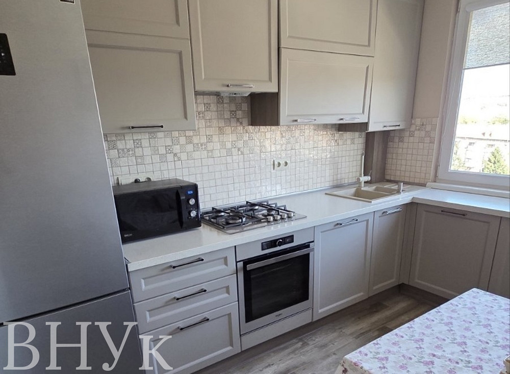 Продаж Квартира 3-кімнатна, 9/9 поверх на Проспект Свободи, 50 Ужгород - изображение 8