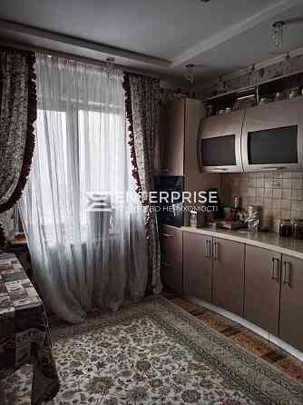 Продаж Квартира 3-кімнатна, 4/22 поверх на вул. Урлівська Киев