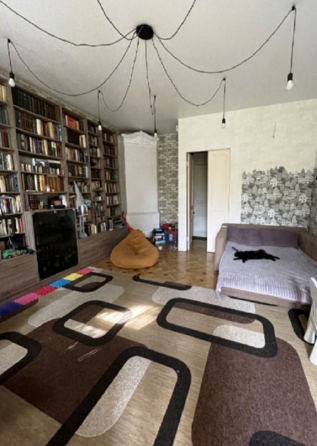 Продам три комнаты в коммунальной квартире на ул. Новосельского. Одесса