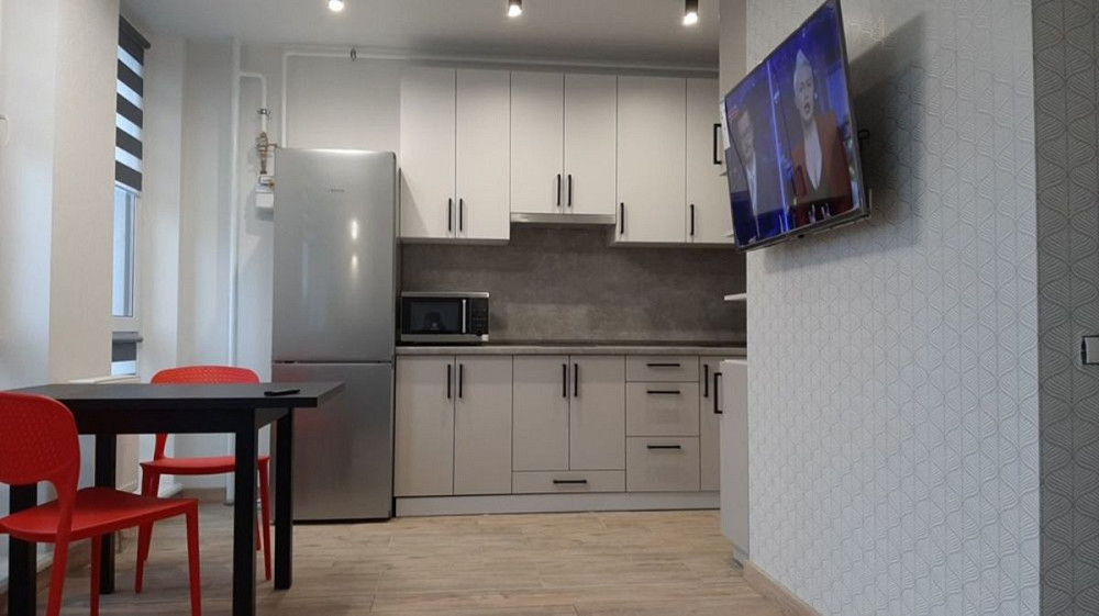 Оренда Квартира 1-кімнатна, 6/10 поверх на пр. Николая Бажана Київ - фото 1