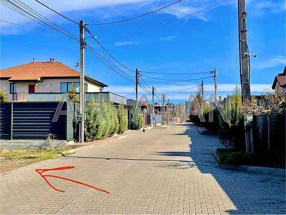 Продаж Будинок на вул. Березова Kiev