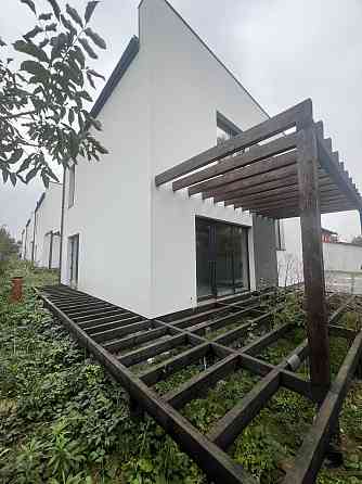 Продаж Будинок на Шухевича Chukalivka