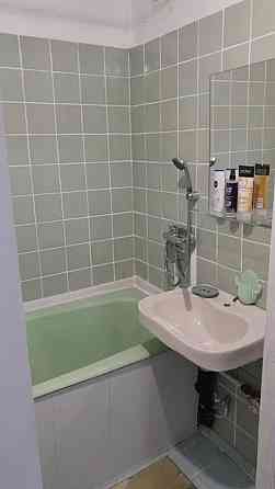 Оренда Квартира 1-кімнатна, 4/9 поверх на Татарська, 3/2 Киев