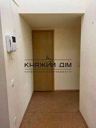 Оренда офісне приміщення на Большая Житомирская ул. поверх - 2/4 Киев