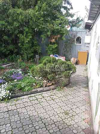 Продаж Будинок 5-кімнатний на вул. Червона Алея Kharkiv