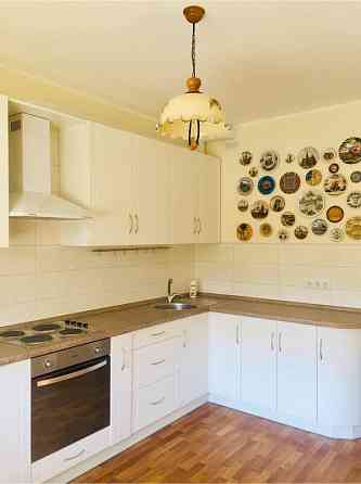 Оренда Квартира 1-кімнатна на Верховного Совета бульв., 14-б Киев