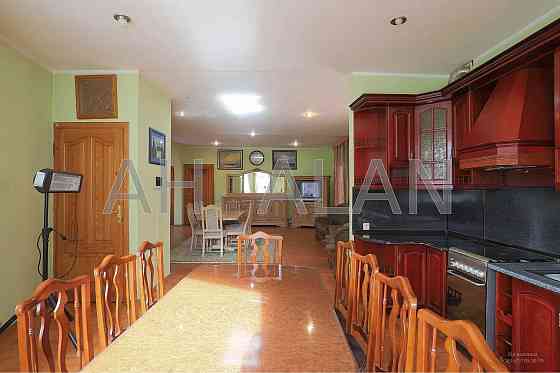 Оренда офісне приміщення на Черняховського вул., 36 приміщень - 12, поверх - 1/3 Kiev