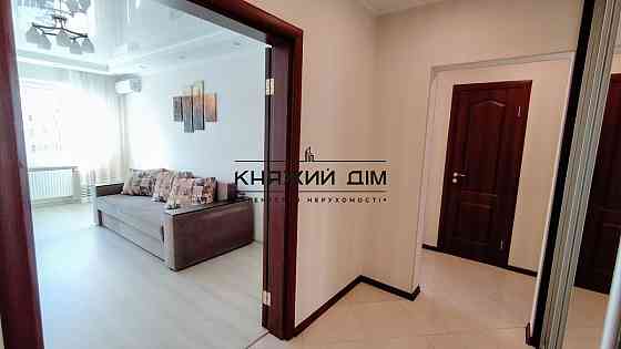 Оренда Квартира 3-кімнатна, 22/25 поверх на Чавдар Елизаветы ул. Kiev