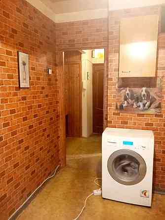 Оренда Квартира 1-кімнатна, 2/9 поверх на вул. Малишко Андрія, 1 Kiev