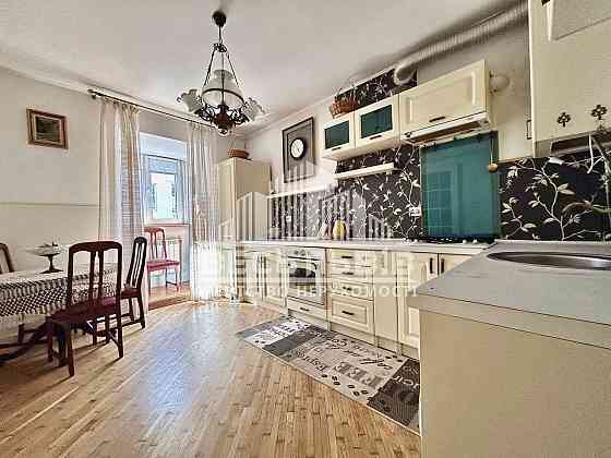 Продаж Квартира 2-кімнатна, 3/3 поверх на вул. Квітки-Основ'яненка Григорія Львів