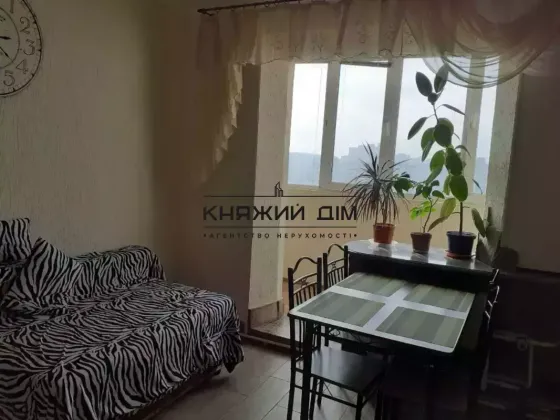 Здається гарна і простора 1 кім.кв. на Ревуцького 42Б. М.Харківська – 3 хв. № 11201134 Київ