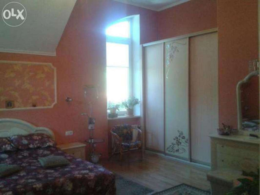 Продаж 2-поверховий Будинок з ділянкою 10.5 сот 230 кв.м   Гора - фото 10