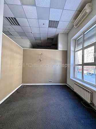 Оренда Будинок 2-кімнатний на Палладіна Академіка пр-т, 18/30 Киев