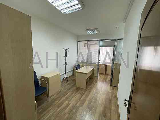 Оренда офісне приміщення на Хорива вул., 1А приміщень - 4, поверх - 3/3 Київ