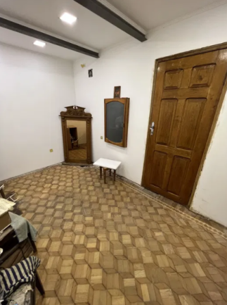 Продаж Квартира 3-кімнатна на ул. Княжеская, 16 Одесса