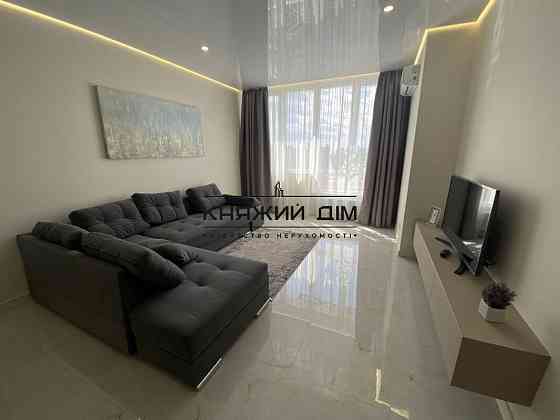 Оренда Квартира 2-кімнатна, 9/25 поверх на вул. Киквидзе ул./Михайла Бойчука Kiev