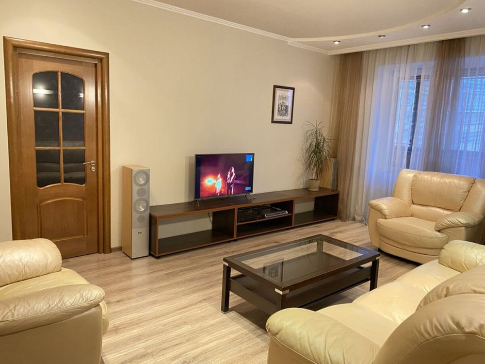 Оренда Квартира 2-кімнатна, 5/5 поверх на бул. Леси Украинки, 15 Київ - фото 2