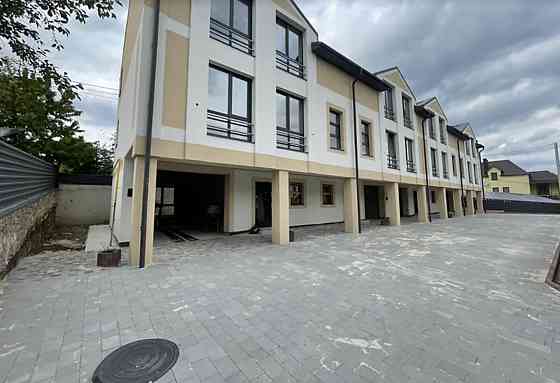 Продаж 3 поверхового таунхауса з ділянкою на 18 кв. м., 165 кв. м, Гаї Гречинські 