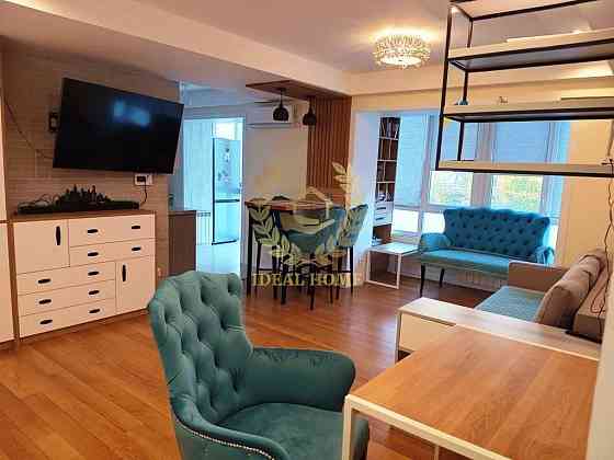 Продаж Квартира 3-кімнатна, 3/9 поверх на Артиллерийский пер., 5А Kiev