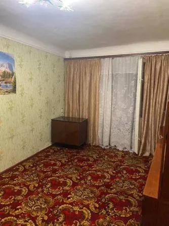 Продаж Квартира 2-кімнатна, 4/5 поверх на вул. Корольова Академіка Kirovohrad