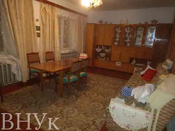 Продаж Квартира 3-кімнатна, 1/1 поверх на Гончарівка Luts'k