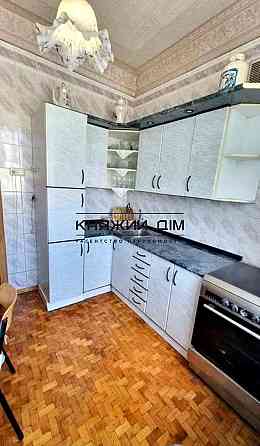 Продаж Квартира 2-кімнатна, 3/5 поверх на вул. Раевского Николая ул./Павла Загребельного Kiev