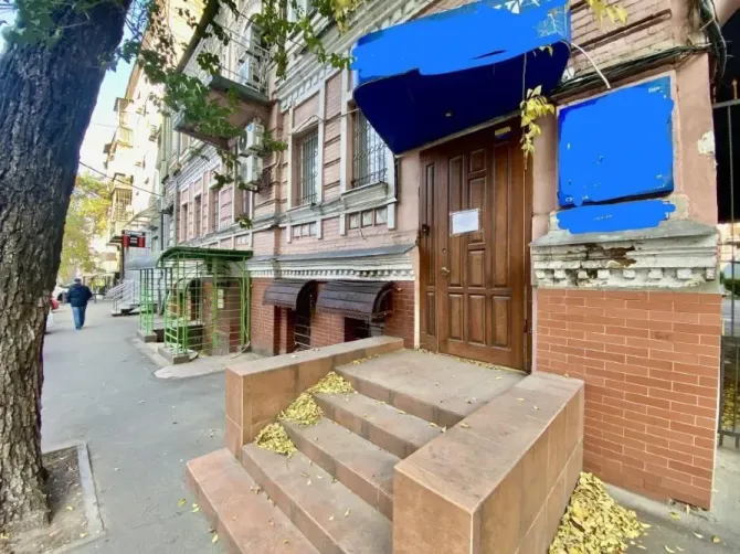 Premises in the city center. Starokozatska 22, 1st floor with a separate entrance Dnipro - photo 3