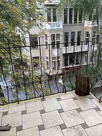 Оренда Квартира 4-кімнатна, 4/5 поверх на вул. Чернишевська Харьков