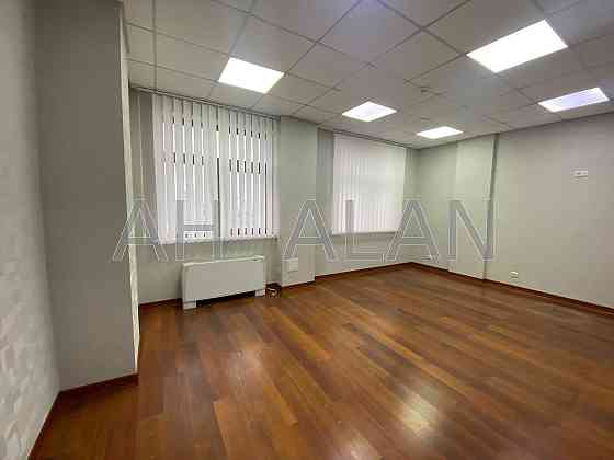 Оренда офісне приміщення на Велика Васильківська вул., 72 приміщень - 4, поверх - 13/25 Київ