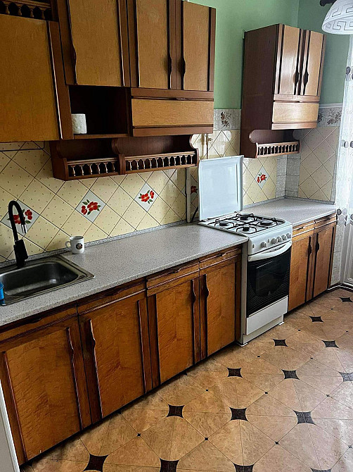 Оренда Квартира 3-кімнатна, 3/9 поверх на вул. Київська Рівне - фото 1