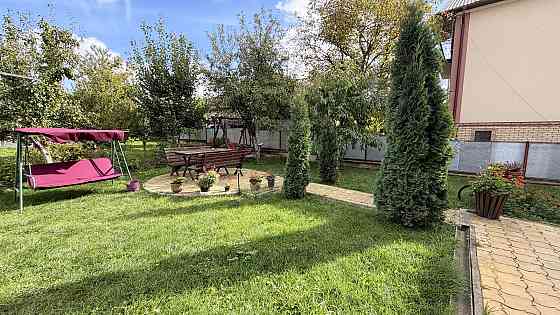 Продаж окремого будинку з ремонтом і ділянкою 11 сотих у с. Біла 