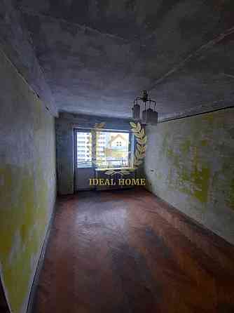 Продаж Квартира 2-кімнатна на Харьковское шоссе, 22/3 Киев