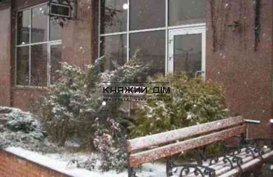 Оренда офісне приміщення на Предславинская ул. поверх - 1 Київ