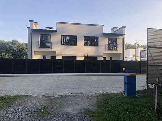 Продаж Будинок 4-кімнатний Зимна Вода