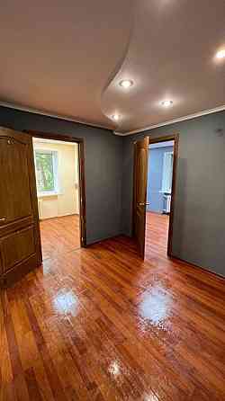 Оренда Квартира 2-кімнатна, 1/5 поверх на Кловський Узвіз, 14б Київ