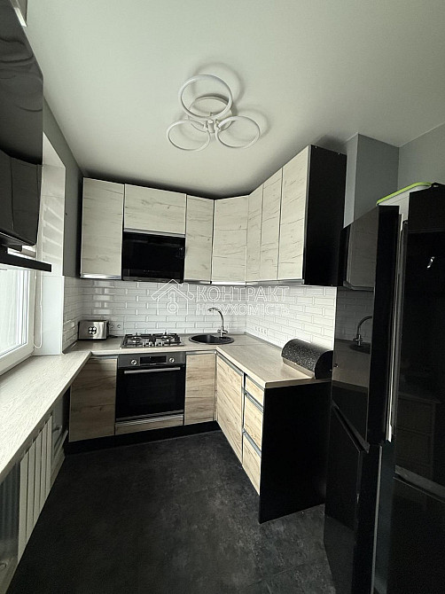 Продаж Квартира 4-кімнатна, 9/9 поверх на вул. Амосова Харків - фото 1