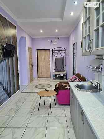 Продаж Квартира 1-кімнатна, 17/32 поверх на Жилянська вул., 118 Київ